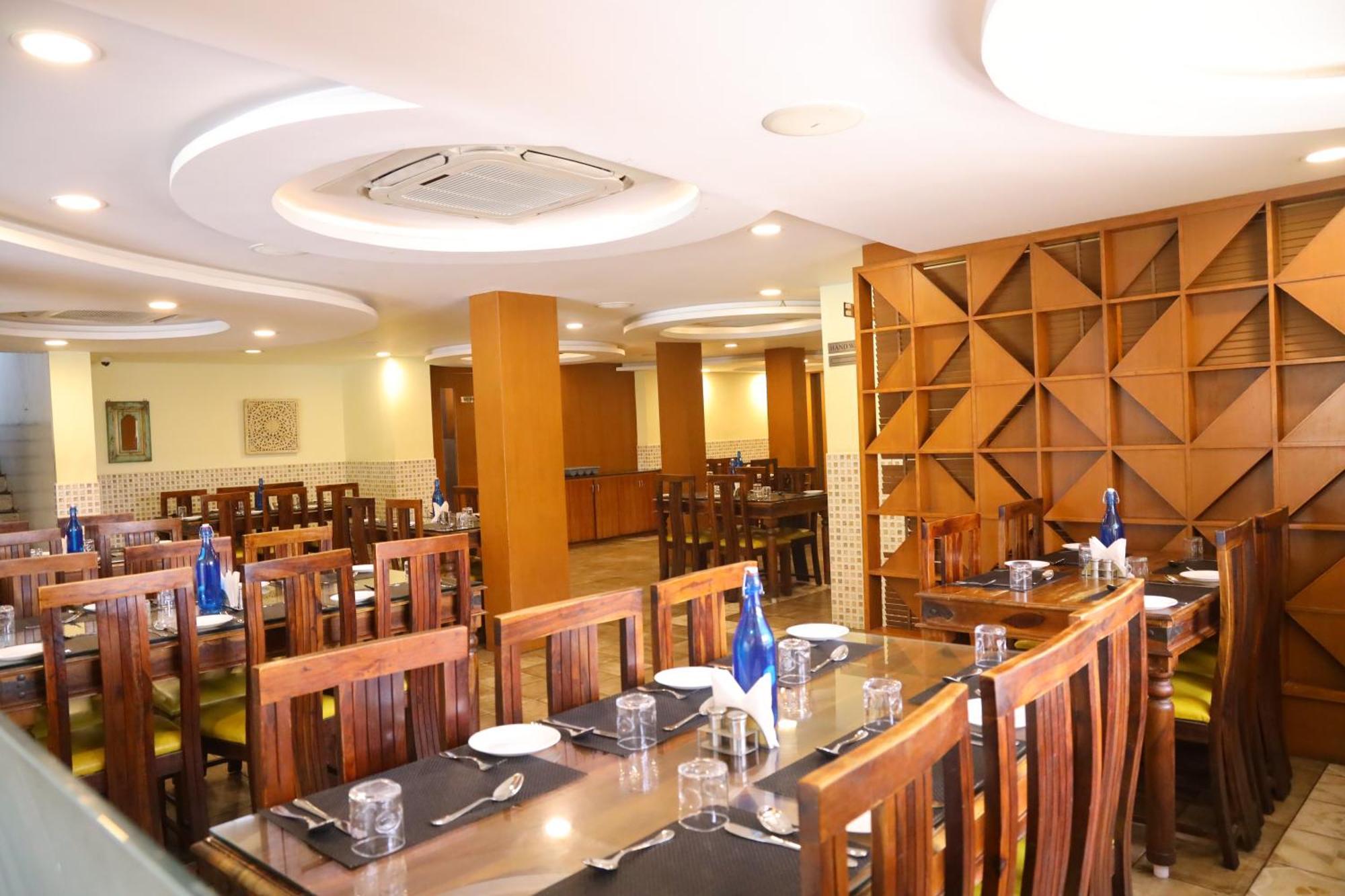 Kfour Apartment & Hotels Private Limited มทุราย ภายนอก รูปภาพ