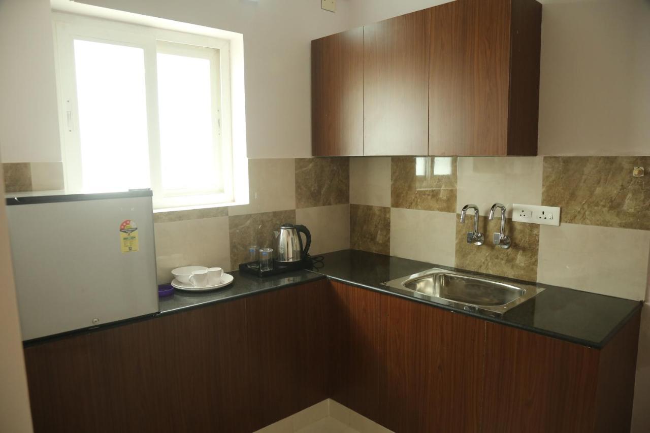 Kfour Apartment & Hotels Private Limited มทุราย ภายนอก รูปภาพ