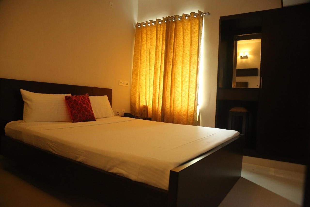 Kfour Apartment & Hotels Private Limited มทุราย ภายนอก รูปภาพ