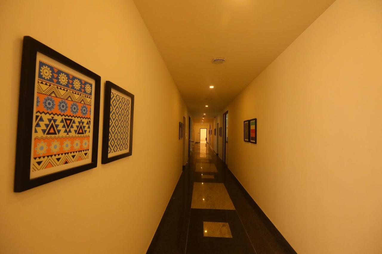 Kfour Apartment & Hotels Private Limited มทุราย ภายนอก รูปภาพ